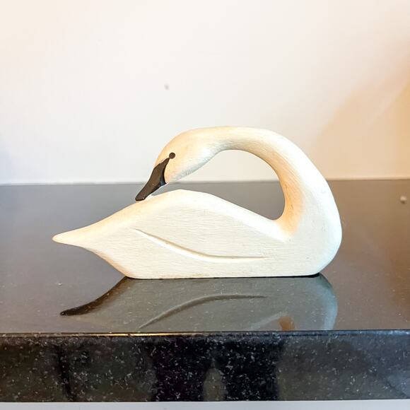 SET OF 3 BOYDS COLLECTION LTD HAND CARVED WHITE SWANS SIGNED J. DUDLEY - Picture 2 of 8